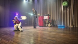 Spektaklis „DVYLIKA IŠ PAŠTO KARIETOS“